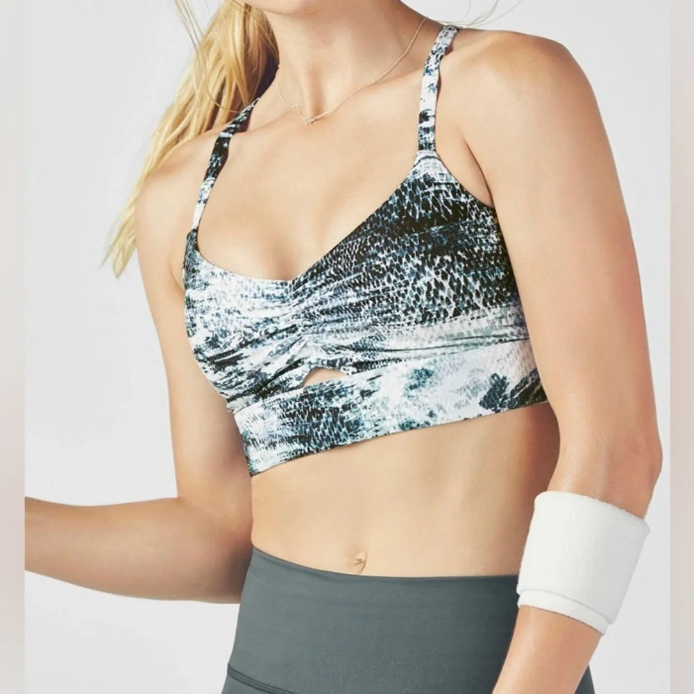 Fabletics Kenzie Fossil Print Keyhole Sports Bra S - Picture 3 of 9